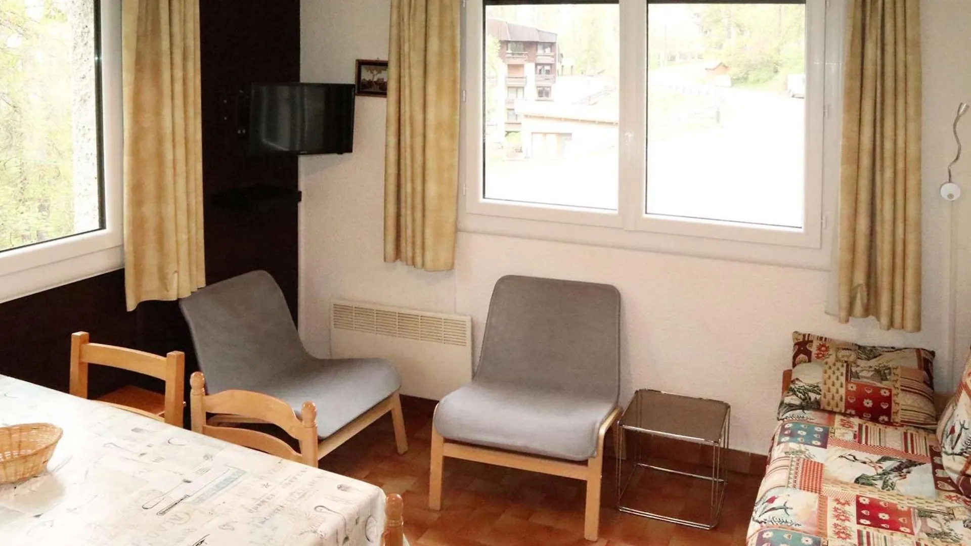 Appt Skis Aux Pieds Avec Parking, Balcon, 4 Lits, Animaux Acceptes - Fr-1-322-154 Les Orres